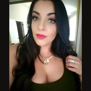 Meet your Posher, Rose